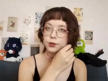 shy_kiss_twinkle_bloop Image 3