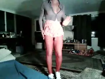 ommnia – webcam model profile photo Image 3