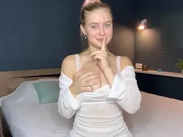 realtryit – webcam model profile photo Image 15