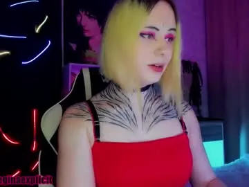 pinkypuppa – webcam model profile photo Image 17