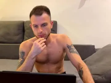 drinklinov – webcam model profile photo Image 12