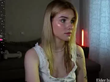 pinkypuppa – webcam model profile photo Image 3