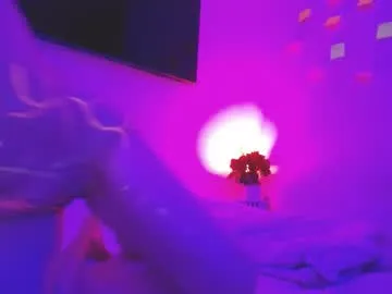 officiallyonlytams – webcam model profile photo Image 8