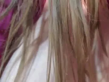 stunningboobs – webcam model profile photo