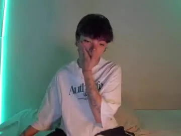 petites_perles – webcam model profile photo Image 14