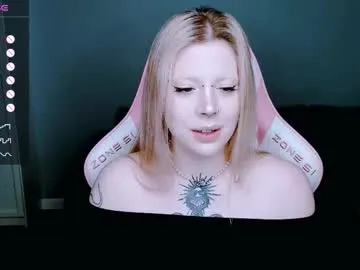 AshleyNess – webcam model profile photo Image 9