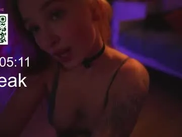 your_dolls – webcam model profile photo Image 13