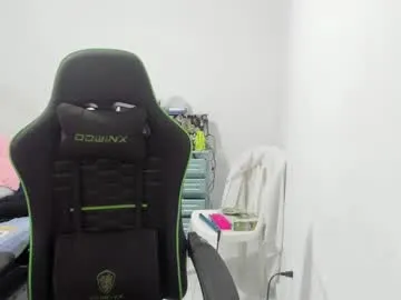 sexxxsirens – webcam model profile photo Image 9