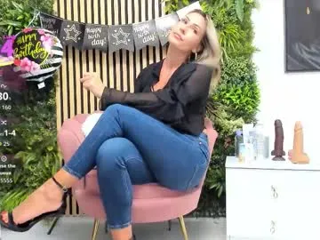 realtryit – webcam model profile photo Image 14