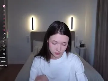 loving_ladies – webcam model profile photo Image 3