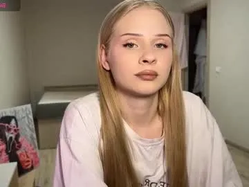 ChloeCerisse – webcam model profile photo Image 4