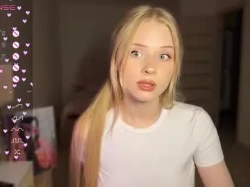 ChloeCerisse – webcam model profile photo Image 7