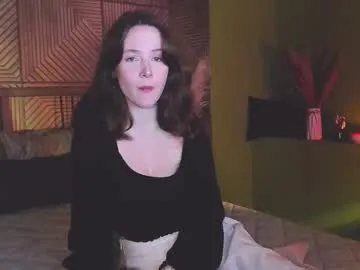 AllaRoberts – webcam model profile photo Image 3