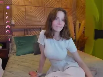 AllaRoberts – webcam model profile photo Image 9