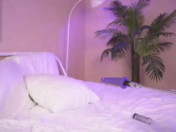 pinkypuppa – webcam model profile photo Image 2