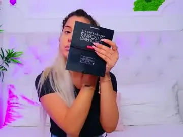 your_dolls – webcam model profile photo Image 10