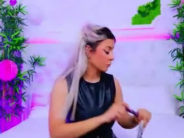 your_dolls – webcam model profile photo Image 17