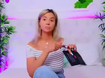 your_dolls – webcam model profile photo Image 2