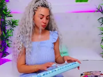 your_dolls – webcam model profile photo Image 4