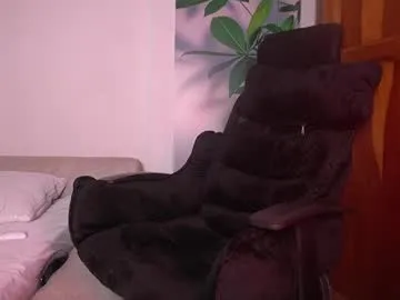 sexy_hot_friends_ – webcam model profile photo Image 16