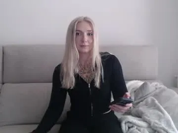 your_dolls – webcam model profile photo Image 19