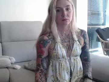 your_dolls – webcam model profile photo Image 8