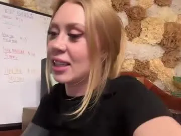 taylorxxxrae – webcam model profile photo