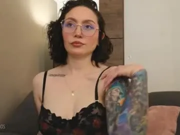 lilkimchii – webcam model profile photo Image 15