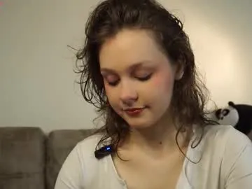 your_dolls – webcam model profile photo Image 5