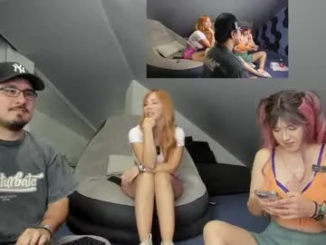 your_dolls – webcam model profile photo Image 4