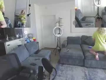 sexxxsirens – webcam model profile photo Image 14