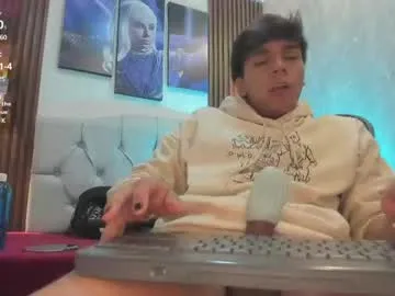 icevermilk – webcam model profile photo Image 2