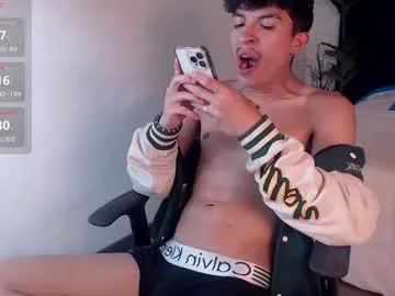 angelsofaurora – webcam model profile photo Image 8