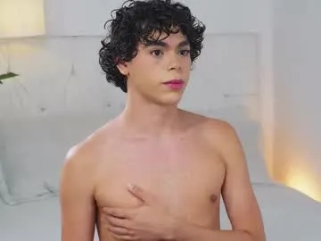 pizza_biceps – webcam model profile photo Image 11