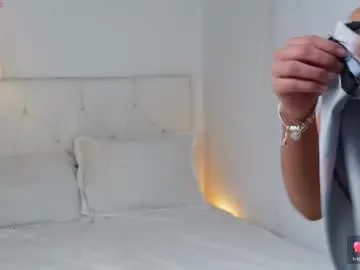 pizza_biceps – webcam model profile photo Image 12