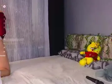 yummy_erika – webcam model profile photo Image 8