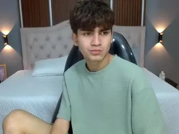 boy_jerry – webcam model profile photo Image 18