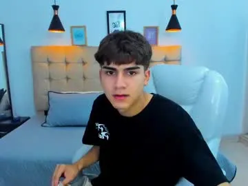 boy_jerry – webcam model profile photo Image 4