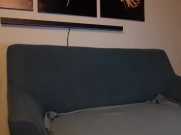 loving_ladies – webcam model profile photo Image 2