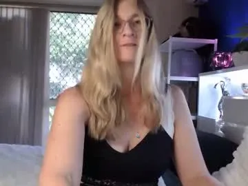 sexy_hot_friends_ – webcam model profile photo Image 10