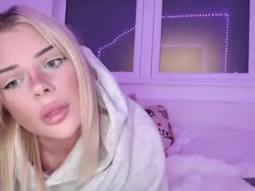 transaubrey – webcam model profile photo Image 13