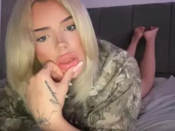 transaubrey – webcam model profile photo Image 2