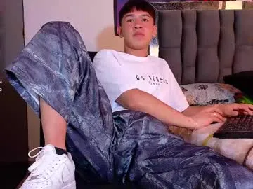twink_daren Image 13