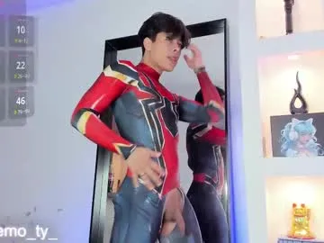 straight__friends – webcam model profile photo Image 5