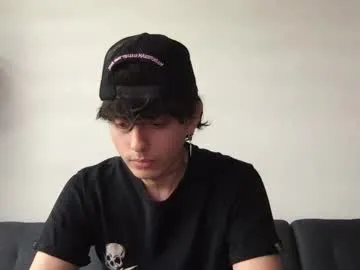 skinnyguywithbigd – webcam model profile photo Image 14