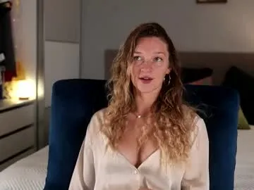 YingBao – webcam model profile photo Image 12