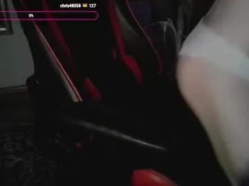 sexxxsirens – webcam model profile photo Image 3