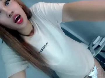 squirtervanessa21 – webcam model profile photo Image 15