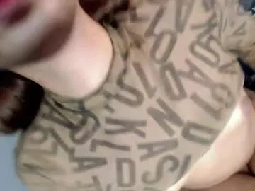 squirtervanessa21 – webcam model profile photo Image 17