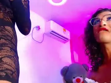 miya_shake – webcam model profile photo Image 7